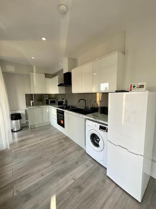 Stratford Apartment With Balcony Londra Esterno foto