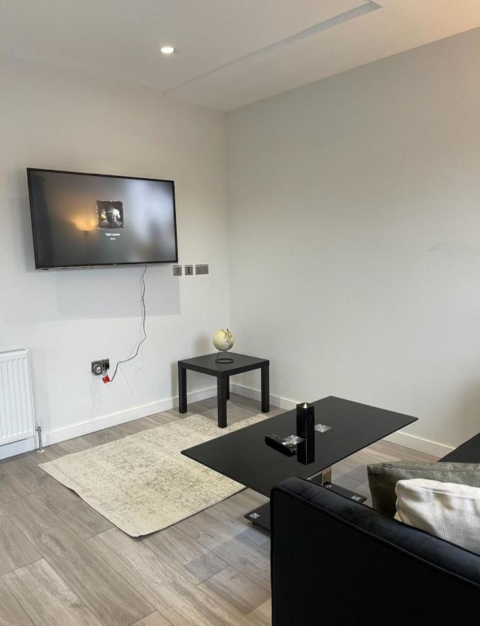 Stratford Apartment With Balcony Londra Esterno foto